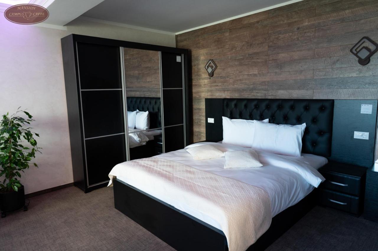 Hotel Campus Caffe Mansion Buzău Zewnętrze zdjęcie