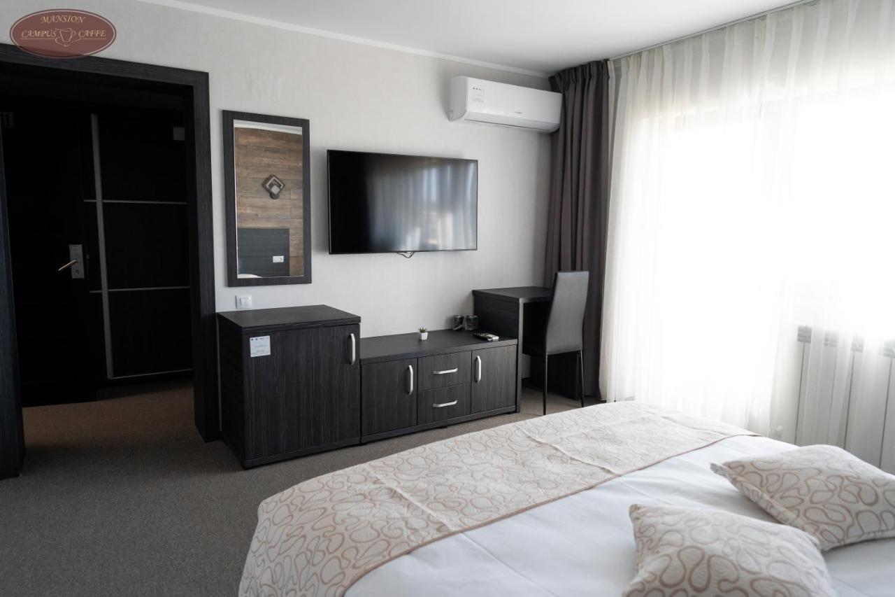 Hotel Campus Caffe Mansion Buzău Zewnętrze zdjęcie